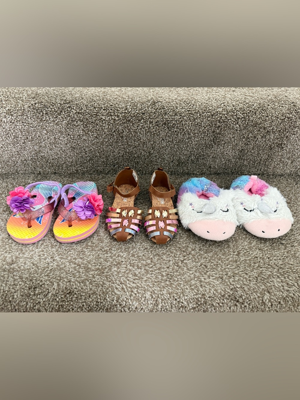 Oshkosh Sandals Girls Toddlers Slippers Bundle Size 5 to 6